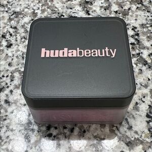 HUDA BEAUTY Easy Bake Ube Birthday Cake